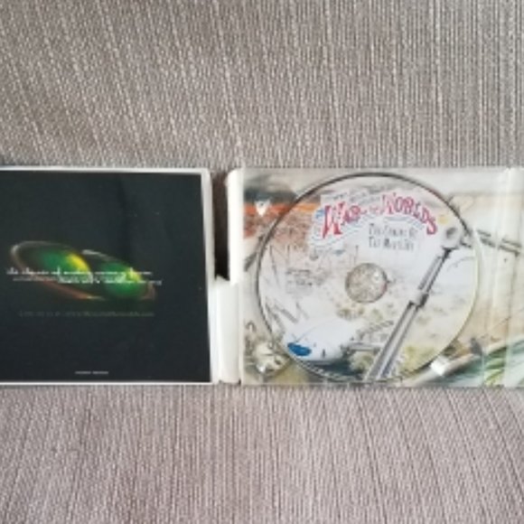 4-PC War of the Worlds Books, CD & Special Collector's Edition DVD - Picture 3 of 15